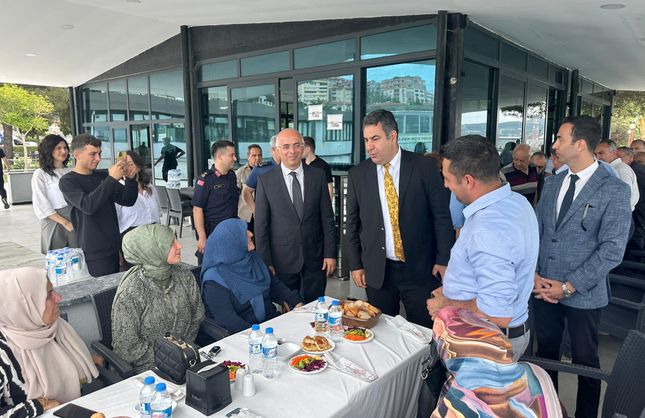 POLİSEVİNDE MİSAFİR EDİLDİLER
