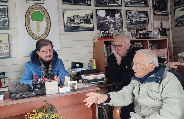 İKİNCİ ADRES DERNEK