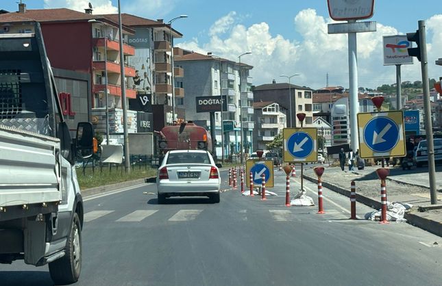 YEŞİLTEPE-KEPEZ YOLUNDA AKILLI KAVŞAK ÇALIŞMALARI BAŞLADI