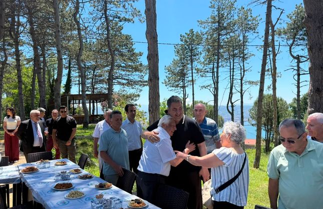GAZİ VE EŞLERİNİ DİNLEDİ, DESTEK VERDİ