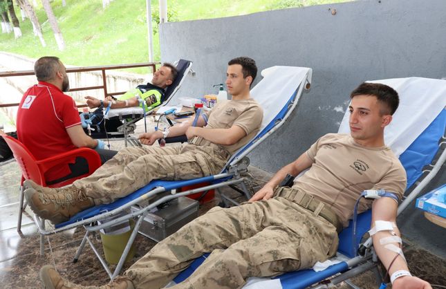 JANDARMADAN KAN BAĞIŞI...