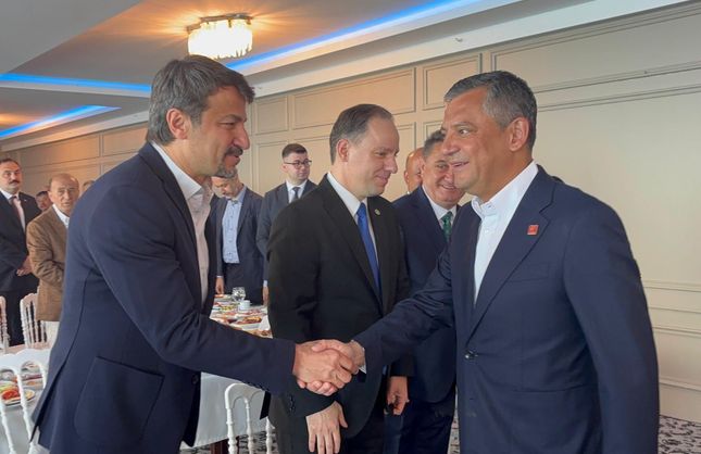 ÖZEL'İN VEDASINDA 2 ZONGULDAK'LI VEKİL DE YER ALDI