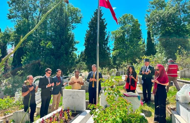 ŞEHİT PİYADE ER ÖZCAN MEZARI BAŞINDA ANILDI