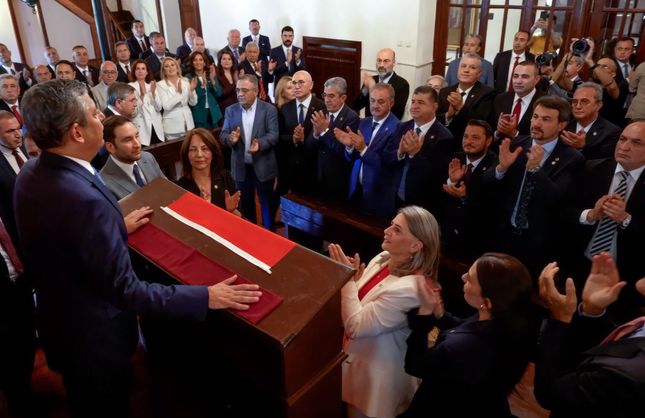 ERTUĞRUL: İKTİDARA YÜRÜYORUZ.