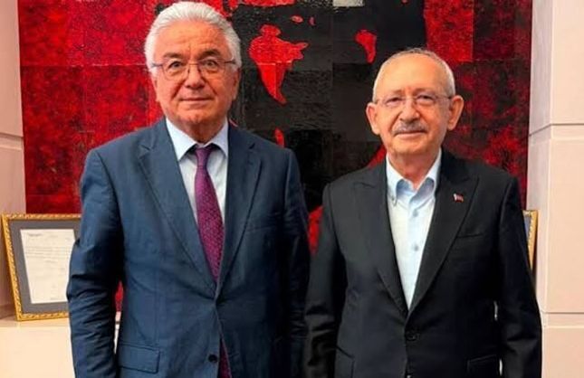"ATATÜRK'ÜN, DEDEMİN VE BABAMIN PARTİSİ..."