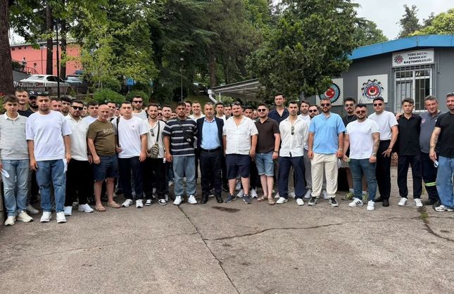 İŞÇİLER KIBRIS'A UĞURLANDI