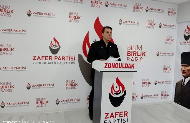"FORMA VERİP POZ KESENLER, DÜŞÜŞE SESSİZ KALDI"
