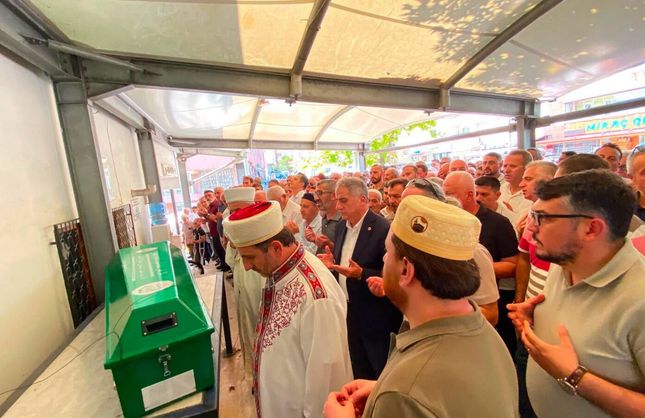 UZUNMEHMETOĞLU'NA SON GÖREV