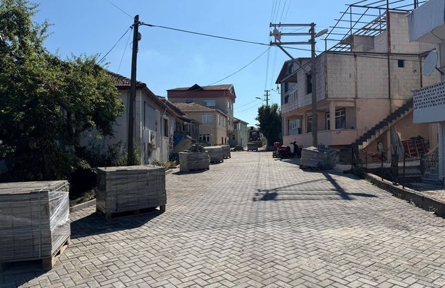 GEYİKBELİ, MODERN YOLA KAVUŞTU
