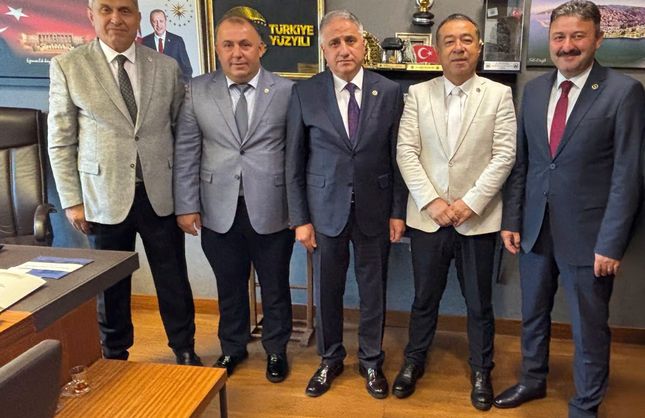 BİRLİK VE BERABERLİK VURGUSU