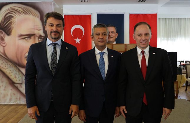 “YENİ PARTİMİZİN ZONGULDAK MİLLETVEKİLLERİYİZ”