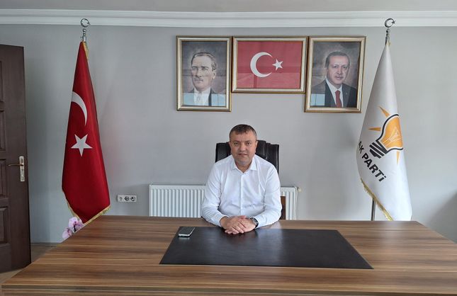 AK PARTİ ALAPLI İLÇE YÖNETİM KURULU İSTİFA ETTİ