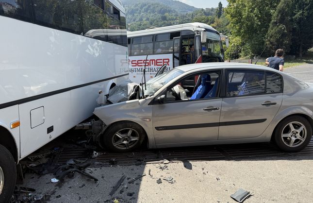 FECİ KAZA, 7 KİŞİ YARALANDI