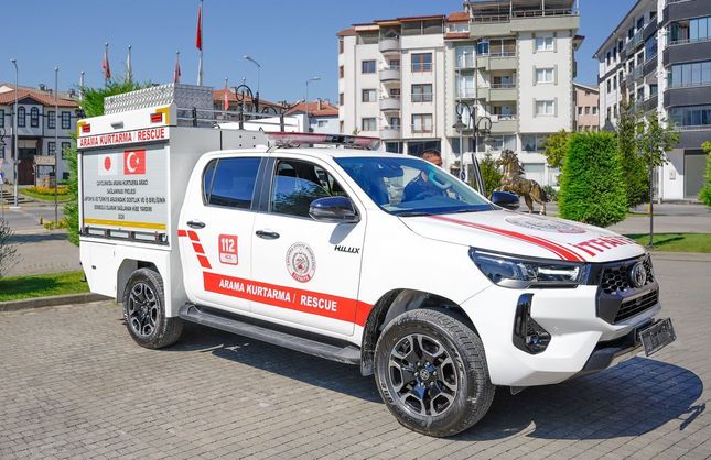 BELEDİYEYE JAPONYA’DAN 4X4 TAKVİYE