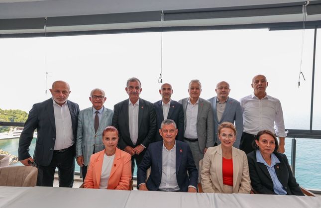 YENİ PARTİ'NİN İLÇE BAŞKANLARI BELLİ OLDU