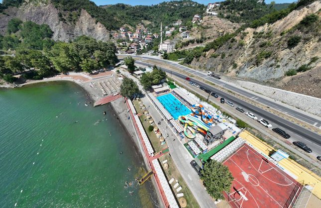 PLAJLARDAN ONBİNLERCE KİŞİ YARARLANDI
