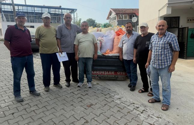 HER EVDEN 10 KİLO FINDIK, CENAZELERE DESTEK