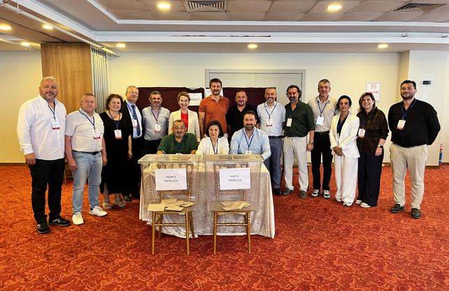 YENİ PARTİ'DE DELEGELER BELİRLENİYOR