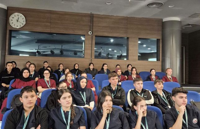 HASTANEDE STAJ GÖRECEKLER