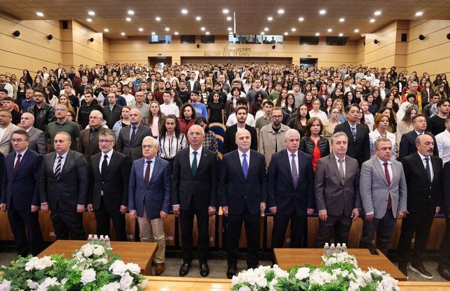 BEUN’DA COŞKULU AÇILIŞ
