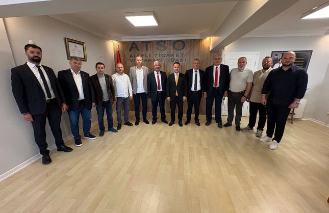 ACAR MECLİS BAŞKANI, OKTAY İSE YÖNETİM KURULU BAŞKANI SEÇİLDİ