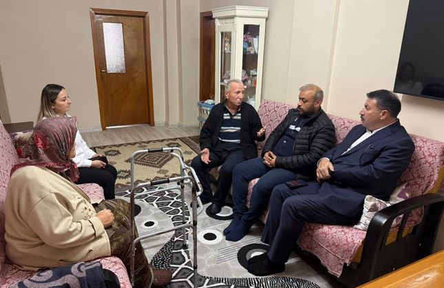 'GÖNÜL KAPILARINI SEVGİYLE ARALIYORUZ...'