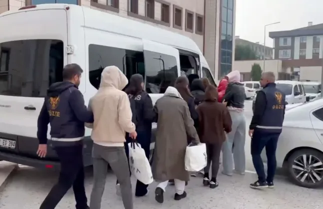 FUHUŞ OPERASYONU: 5 TUTUKLAMA!