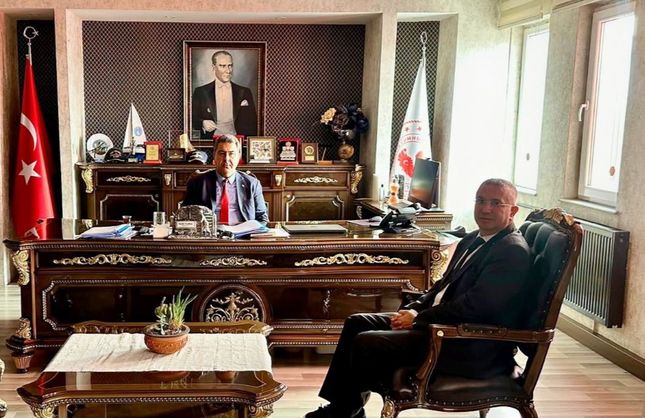 YENİ MÜDÜR GÖREVİNE BAŞLADI