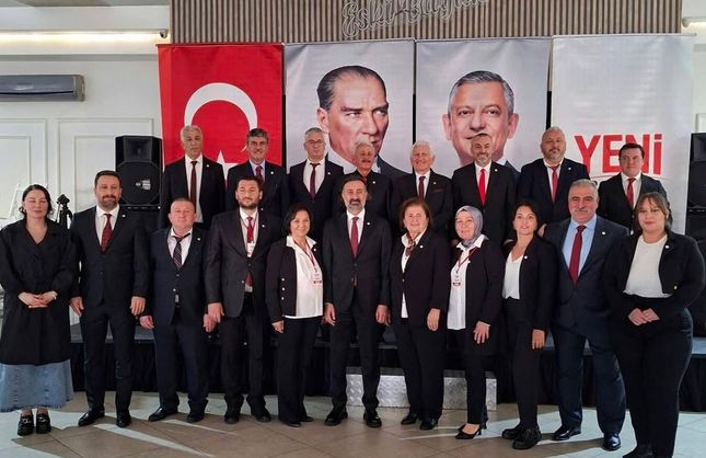 YENİ PARTİ İLÇE YÖNETİMİ BELLİ OLDU
