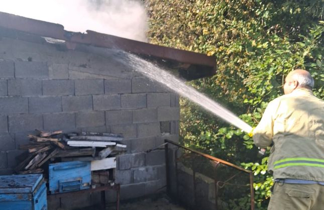 KÖSEAĞZI'NA İTFAİYE VE AMBULANS SEVK EDİLDİ