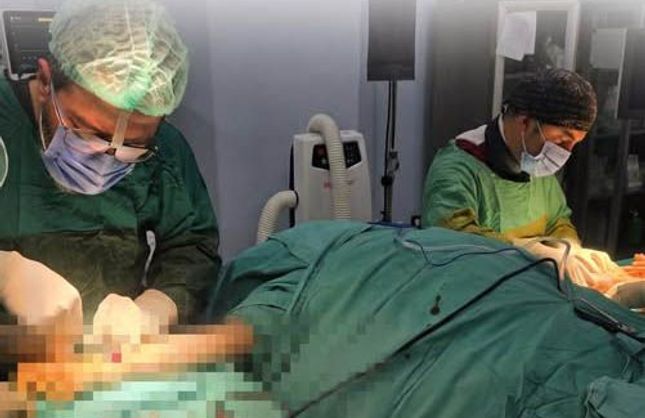 EREĞLİ'DE İKİ UZMANDAN EŞ ZAMANLI OPERASYON