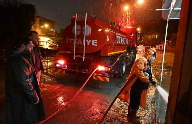 BELEDİYE: SELİN İZLERİ SİLİNİYOR...