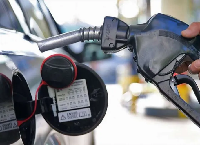 MOTORİNE 2,93 TL ZAM GELDİ