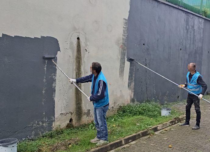 KAMU BİNALARI YÜKÜMLÜLERLE YENİLENİYOR