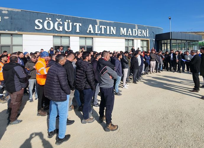 “İŞÇİLERİN HAKLI TALEPLERİ KABUL EDİLMELİDİR”