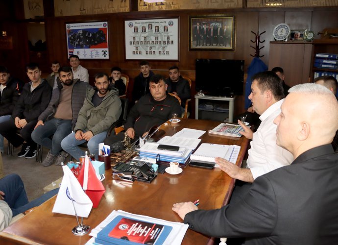 MADENCİLER SENDİKADA