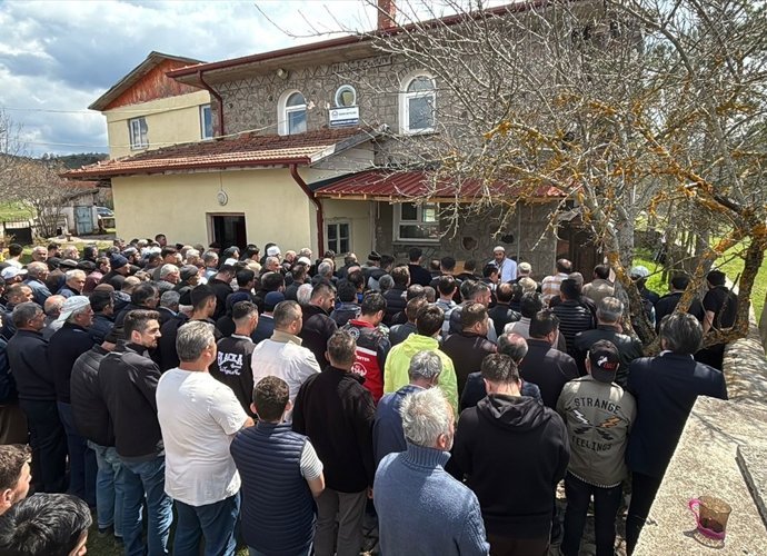 BEBEĞİNİ ÖLDÜREN ANNE TUTUKLANDI