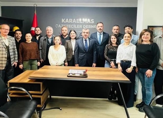 "BİZLER İÇİN YOL GÖSTERİCİ"