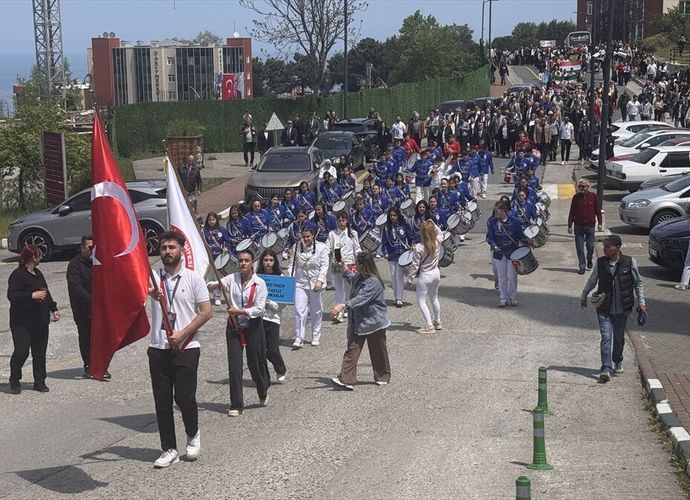 ZONGULDAK'TA BAHAR ŞENLİĞİ RÜZGARI