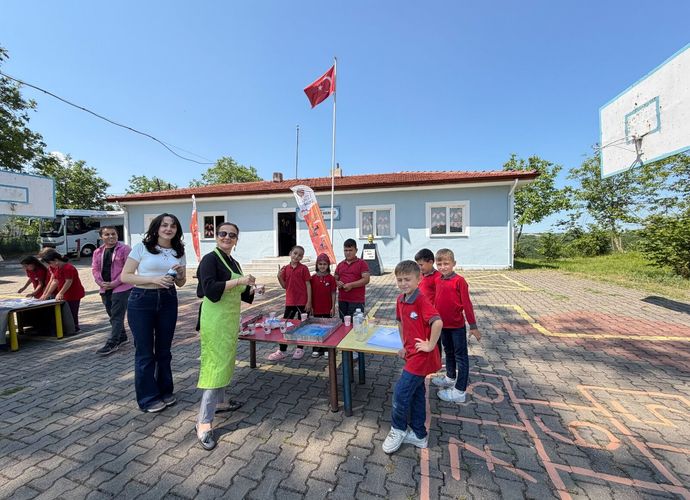 OYUNCAK MÜZESİ ÜVEYİKLİ KÖYÜ'NDE