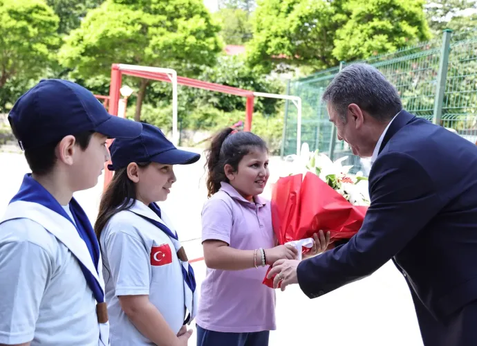 ERDEM, ÖĞRENCİLERLE BULUŞTU