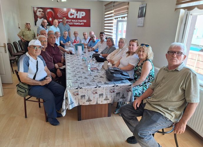 CHP'DE YÖNETİM BOŞALDI