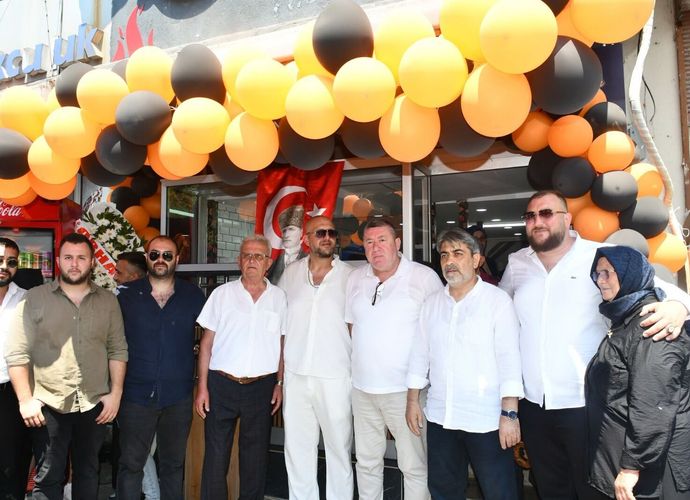 CADDE SİMİT AÇILDI