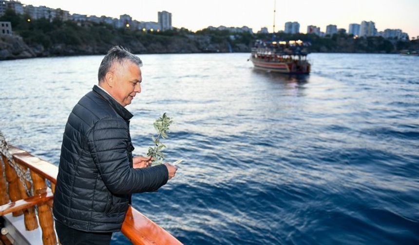 Antalya Muratpaşalıları Hıdırellez'i teknede karşılayacak