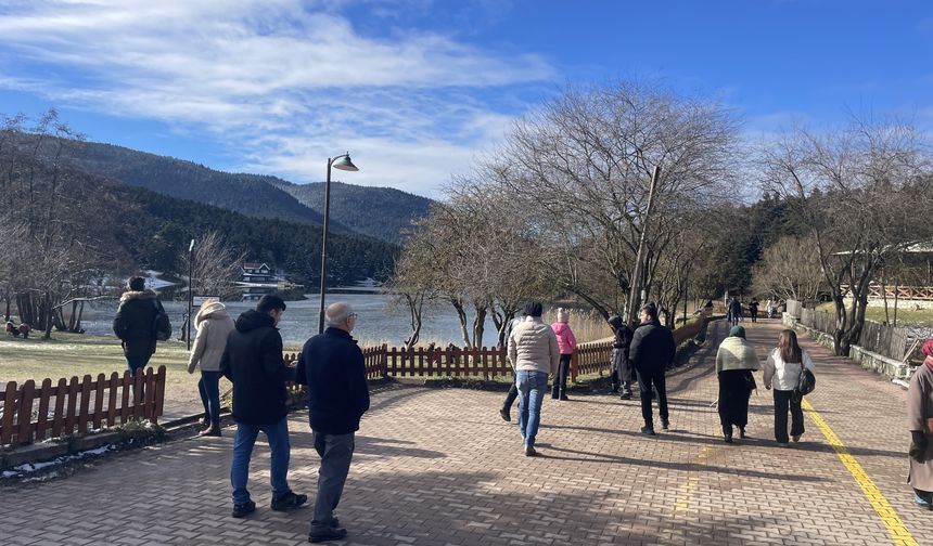 Gölcük Tabiat Parkı, yarıyıl tatilinde misafirlerini ağırlıyor