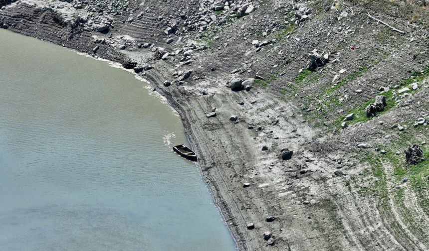 Batı Karadeniz'de kuraklık Hasanlar Barajı'ndaki su seviyesini düşürdü