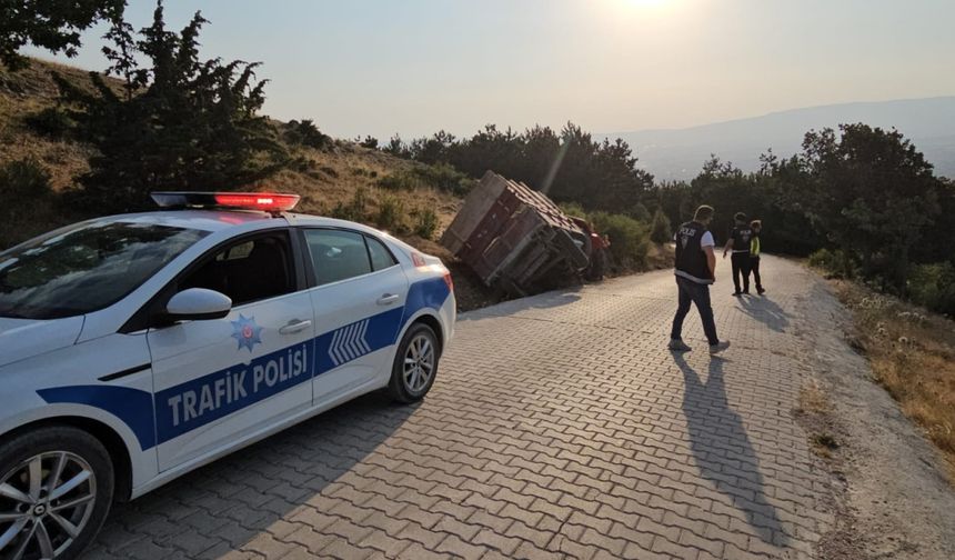 Çorum'da devrilen traktörün sürücüsü öldü