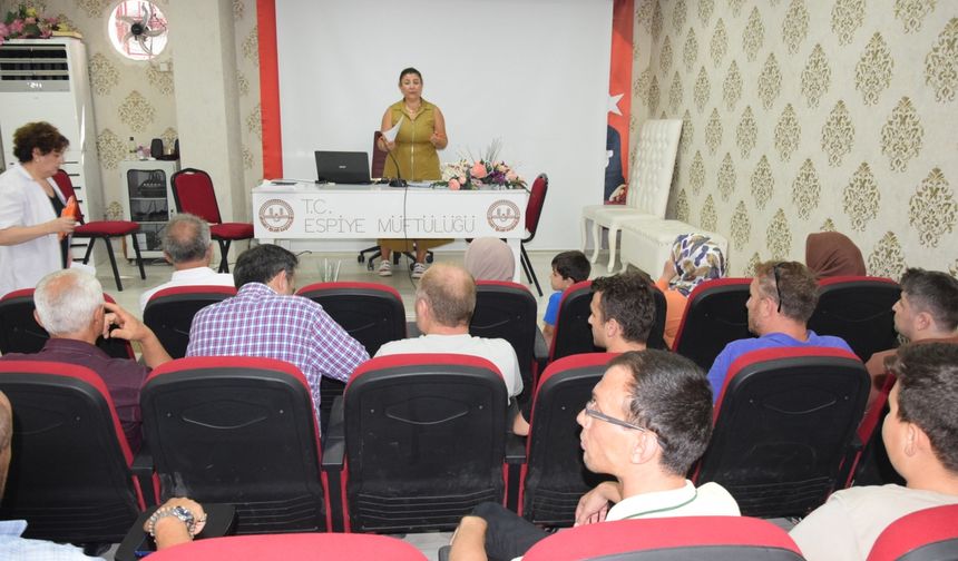 Espiye'de din görevlilerine yönelik sağlık eğitimi düzenlendi