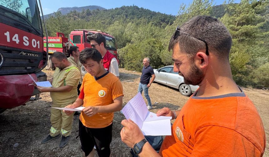 Karabük'teki öğrencilerden yangınlarla mücadele eden orman kahramanlarına mektup