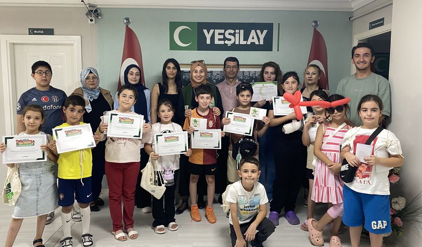 Çorum'da Yeşilay'ın Yaz Okulu sona erdi